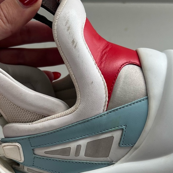 Louis Vuitton Arclight Size 8 - Picture 8 of 10